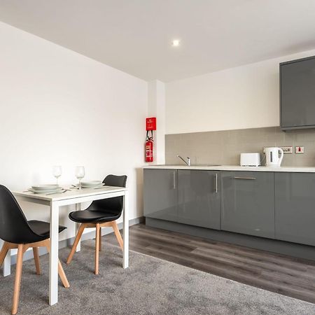 Modern 1 Bedroom Yeadon Apartment المظهر الخارجي الصورة
